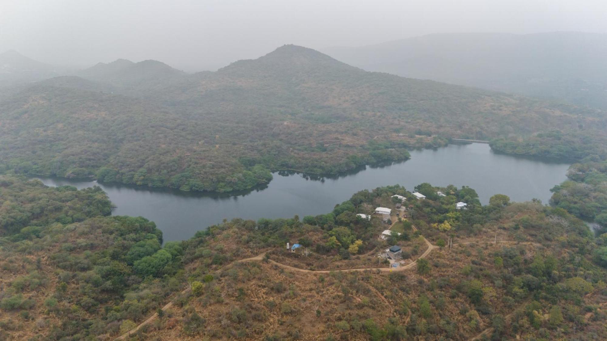 Dera Baghdarrah Nature Retreat أُودايبور المظهر الخارجي الصورة